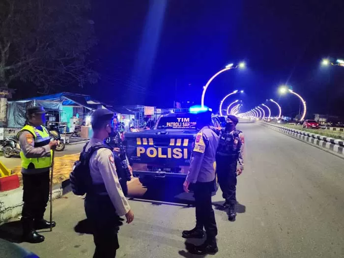 Peran Penting Polisi Patroli dalam Menjaga Keamanan, Ketertiban Lalu Lintas, dan Mencegah Kejahatan di Lingkungan Masyarakat Kota dan Pedesaan